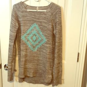 Long sweater large vanity